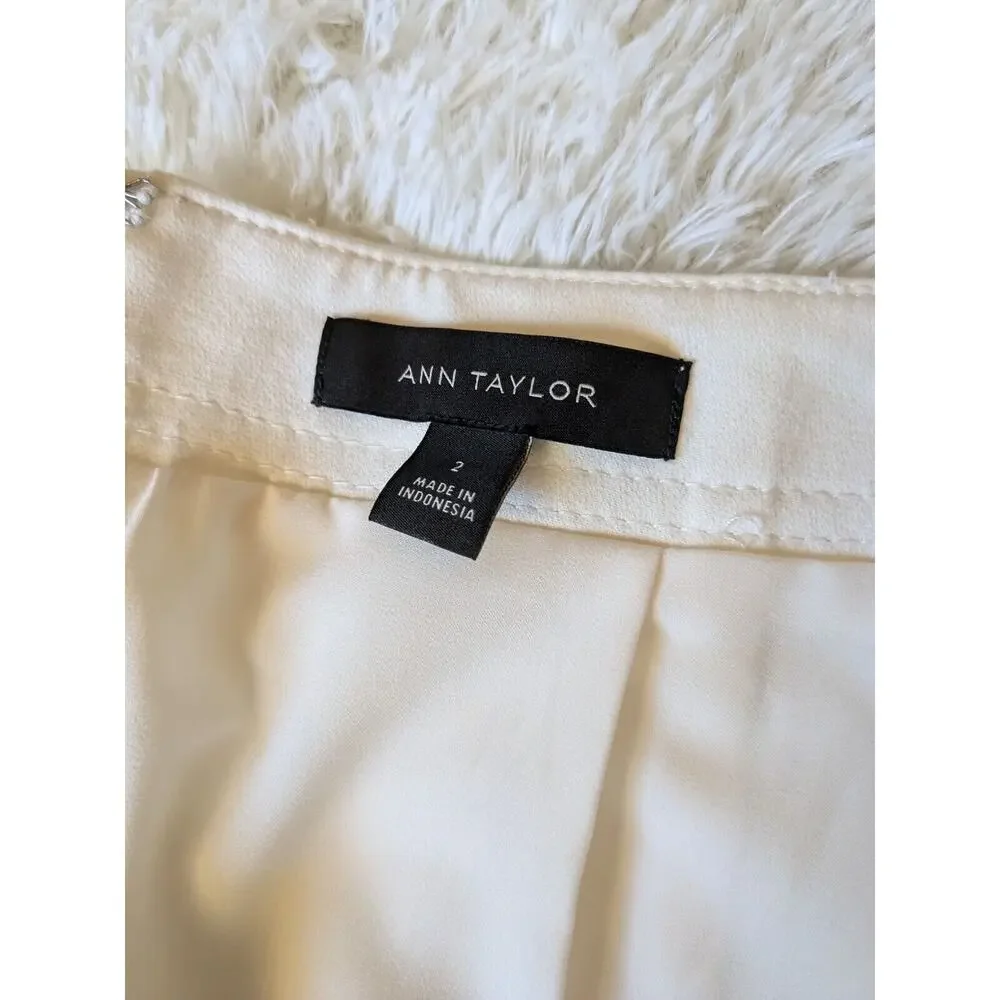 ANN TAYLOR Women's Mini Skirt Y2K Off White Corset Lace Up Front Size NWOT